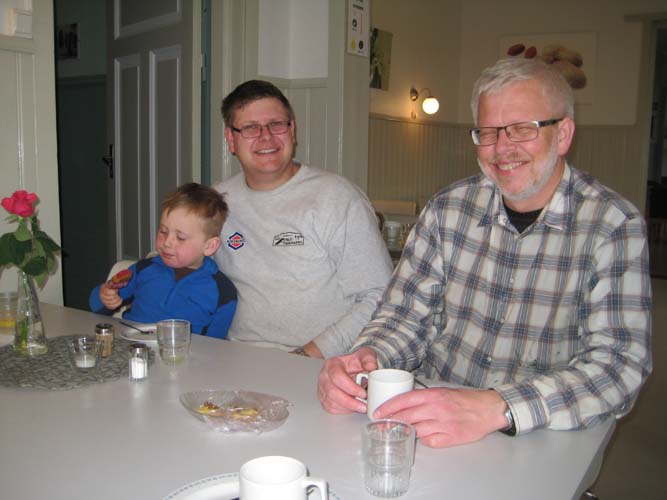 Tre generasjoner på dugnad